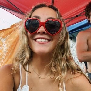 Meet your Posher, Isabella